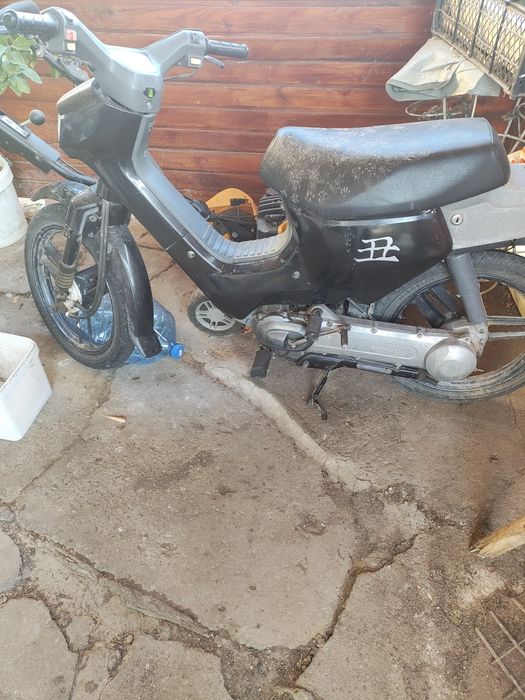 Продавам Скутер Хонда