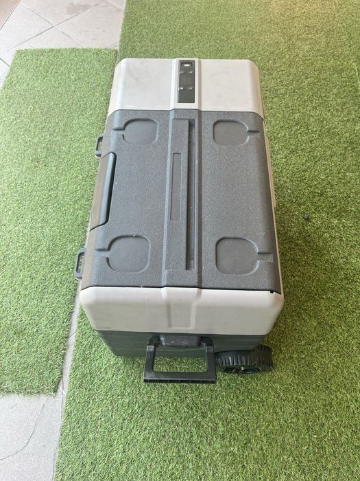 Vand frigider auto 12-24 V