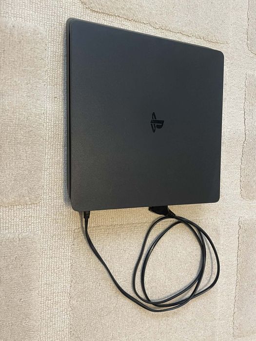Плейстейшън 4/ Playsrarion 4