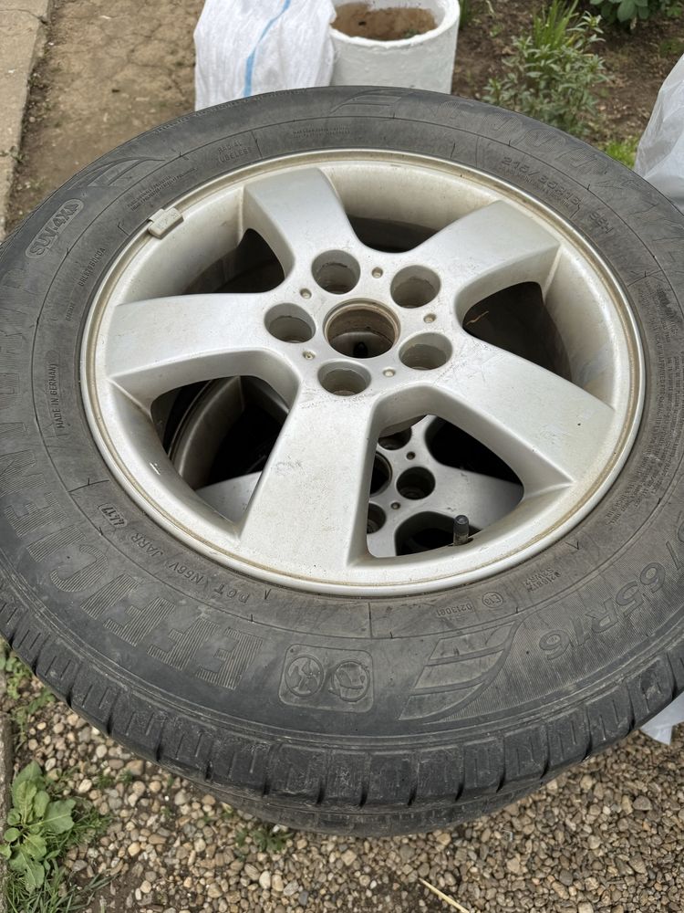 Jante aliaj cu anvelope de vara 5x114.3 Hyundai