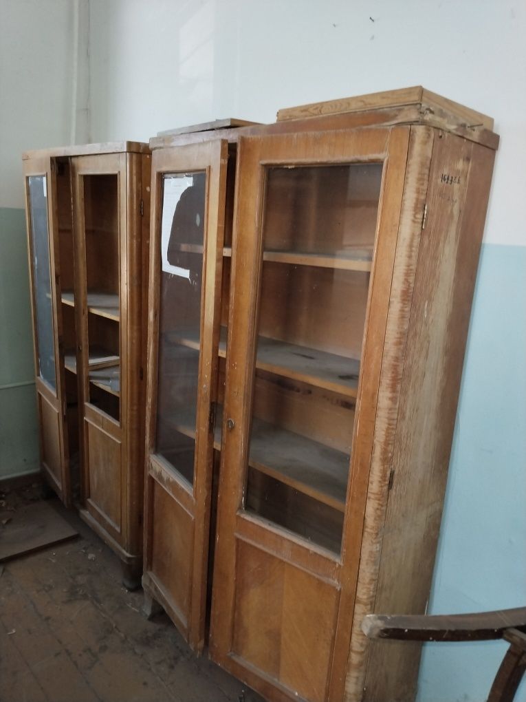 Ламинат, дсп, столы