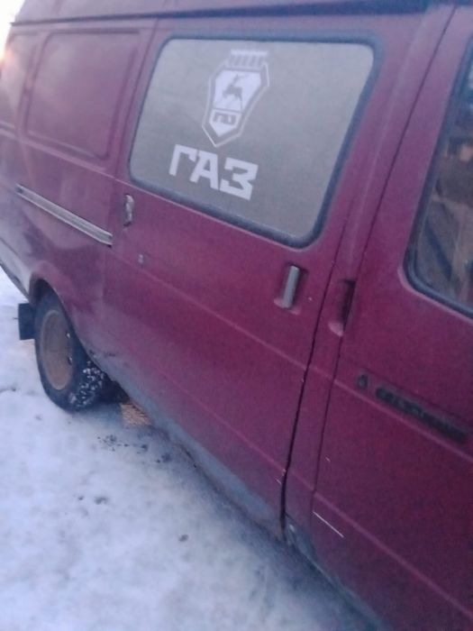 Продам запчасти на газель Волгу