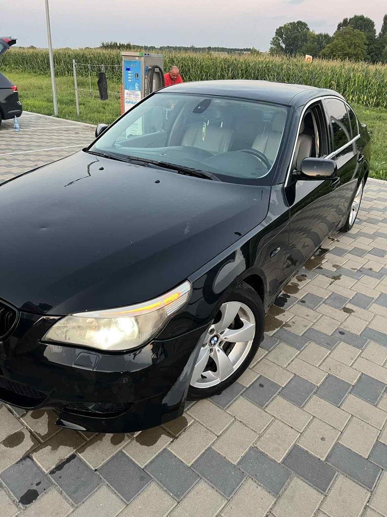 Vând BMW seria 5 E60 motor 2.5