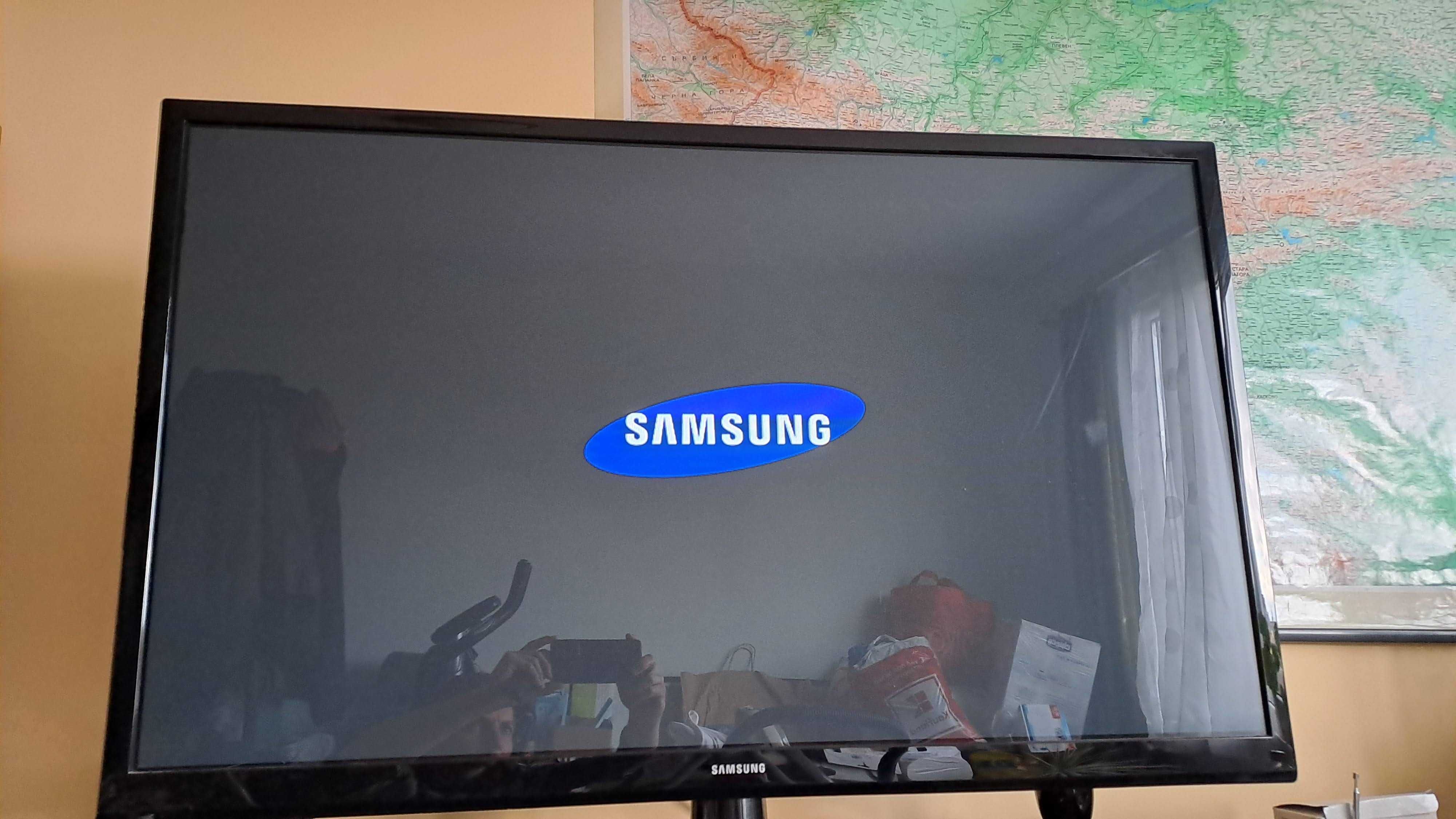 Продавам 43" Телевизор Samsung