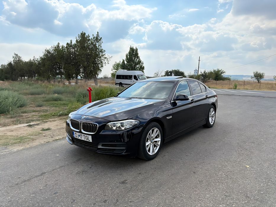 BMW Seria 5 F10 Facelift 520D Automat/2 butoane/Xdrive/Trapa