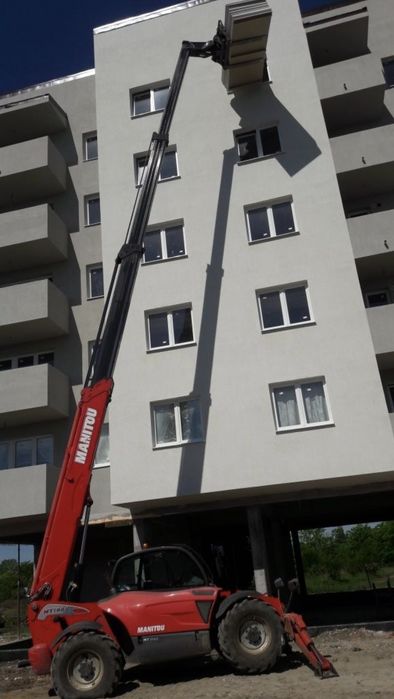 Închirez MANITOU 1840
Utilajul ridică 18m,4t
Echipament cupă,furci
Uti