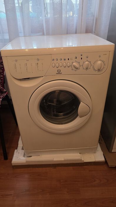 Masina de spalat Indesit W125TX