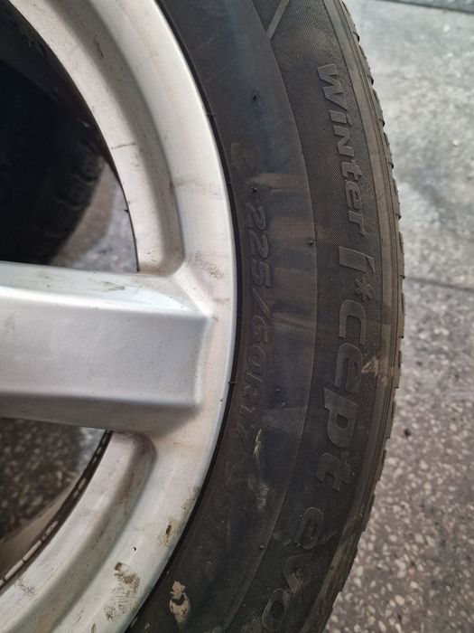 225 60 R17 Jante cu anvelope de iarna 5x114.3 Nissan Renault