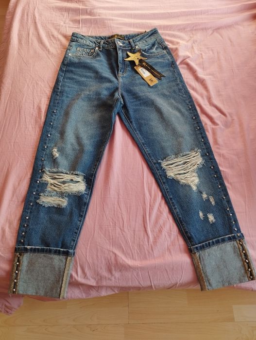 Дамски дънки чисто нови