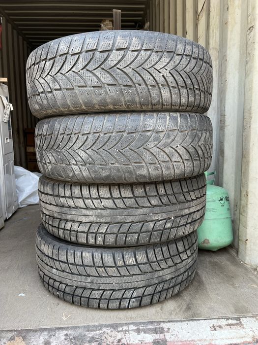 Шины зимние 265/60/18