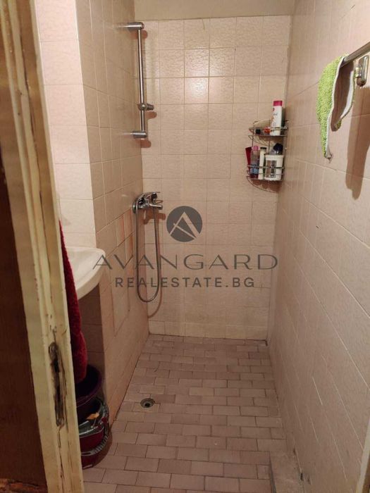 Продава се Двустаен апартамент в Пловдив, Кючук Париж - 76 кв.м за 1611 €/кв.м - Снимка #7