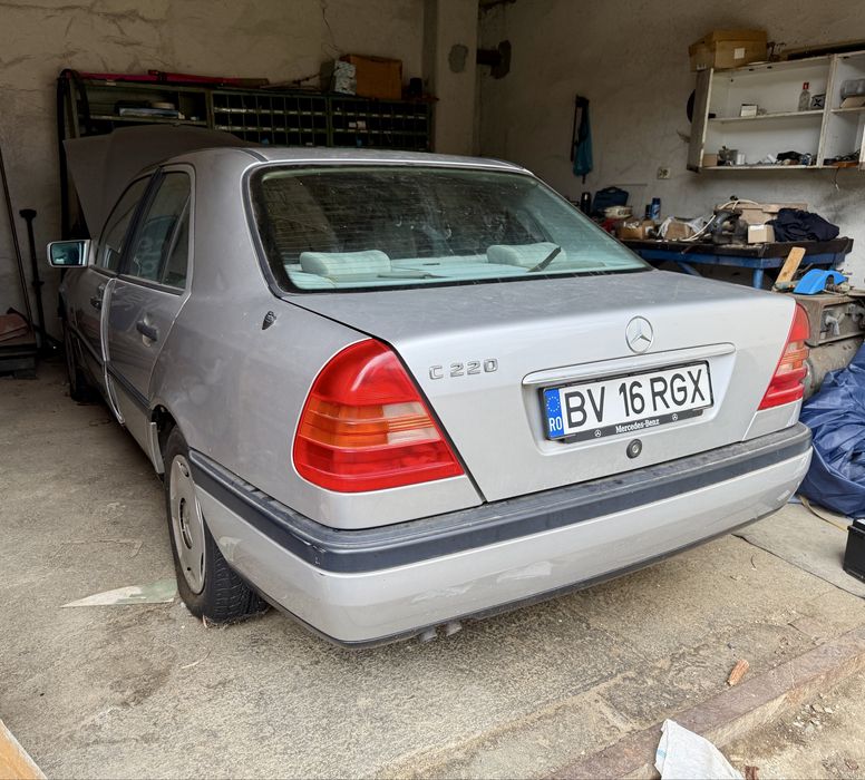 Mercedes  C220 150CP an  12.1993 Masina de epoca