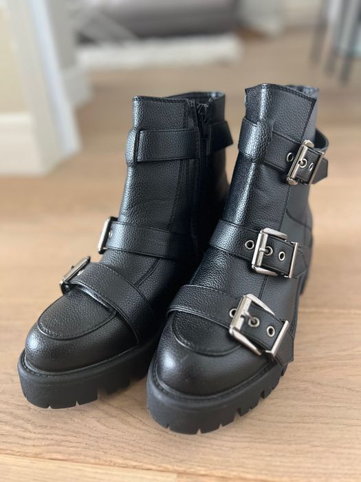 Vand ghete/pantofi din piele, negre