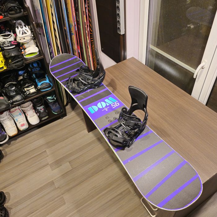 Placa snowboard Burton Dom 156 cu legaruri Burton Freestyle M