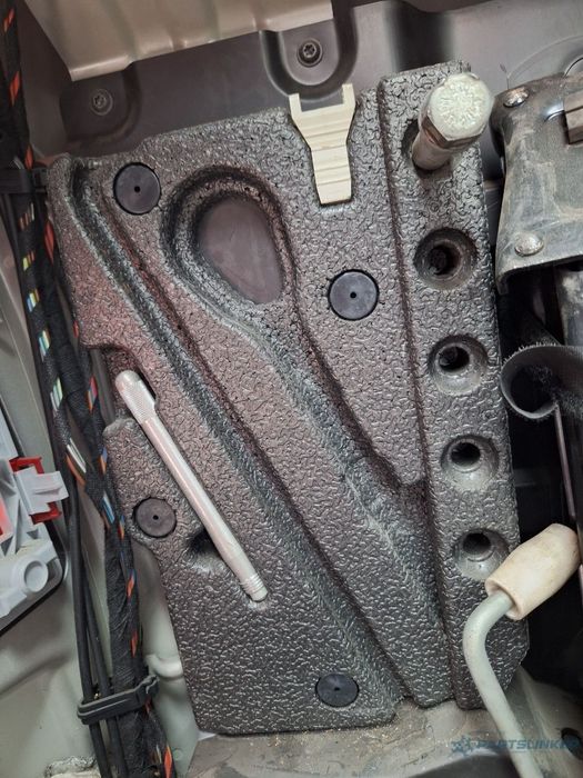 Trusă de scule MERCEDES-BENZ C-CLASS II W203 2005 C 220 CDI OM646 110KW|150HP 2005