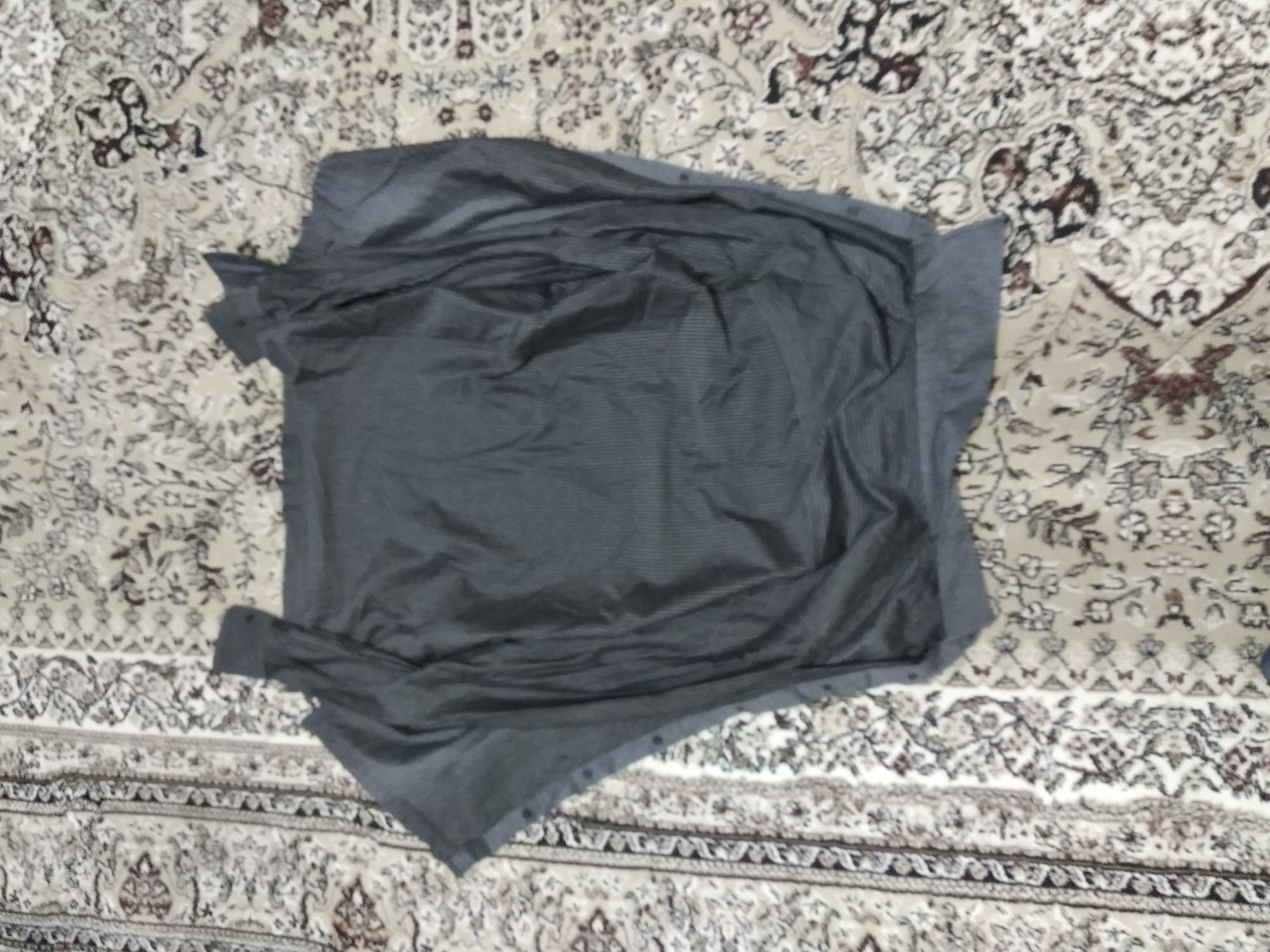 Kiyimlar Kup kiyilmagan