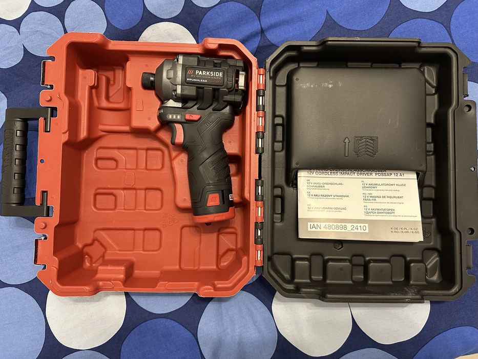 Autofiletanta/Bormasina impact biți Parkside 12V + acumulator 2Ah 12V