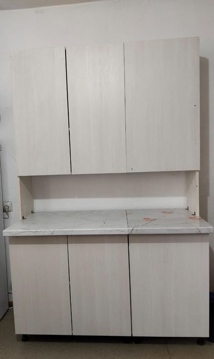 Продам кухонный шкаф