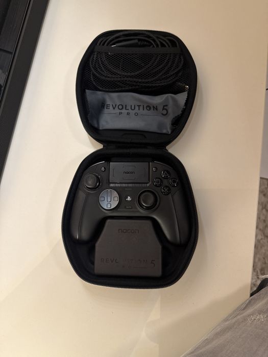 Controller wireless Nacon - Revolution 5 Pro, negru (PS5/PS4/PC)