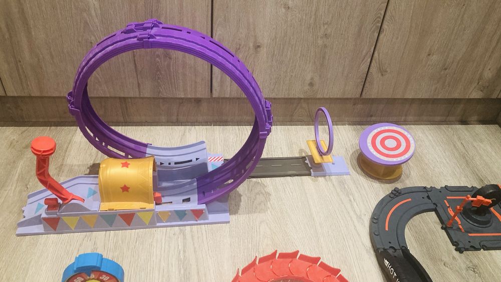 Писта Hot Wheels / Maqueen/ Макуин