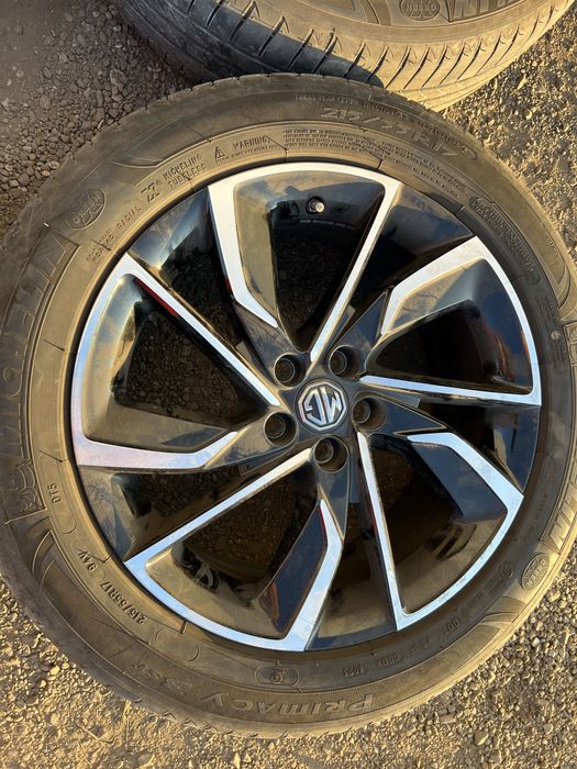 Vand jante Mg Zs  215 55 R17 michelin dot 2023