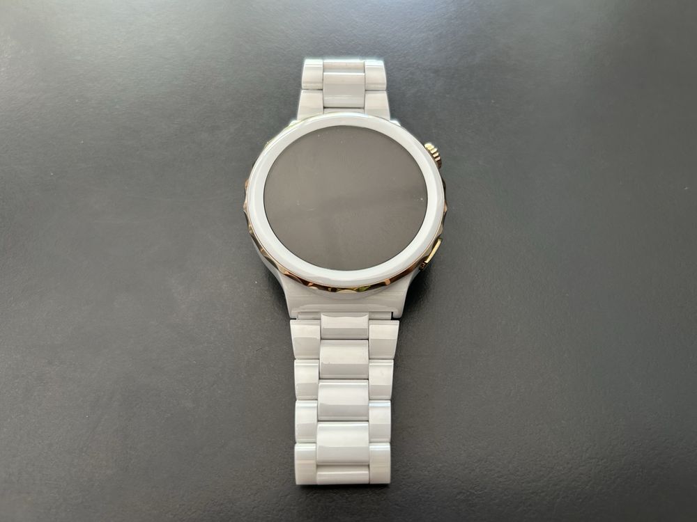 Продавам Huawei Watch GT 3 Pro 43MM Ceramic