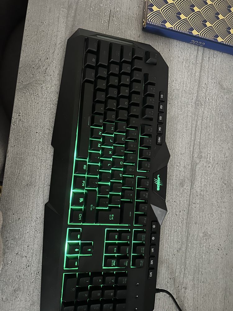 Tastatură SEMI MECANICA urage