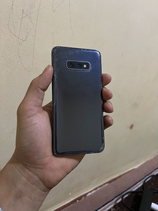 Samsung s10e sotiladi