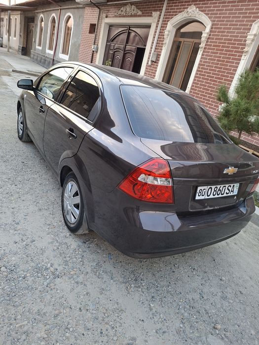 Nexia 2 yoki Spark bilan barter bo'ladi ustini kelishamiz