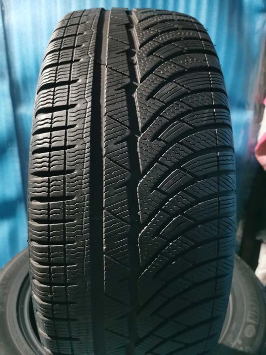 225 55 18 michelin m+s 4 buc