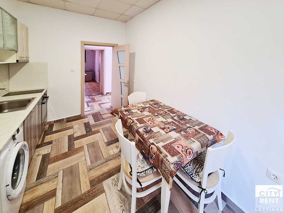 Дава се под наем Четиристаен апартамент в Велико Търново, Център - 95 кв.м за 460 € - Снимка #6