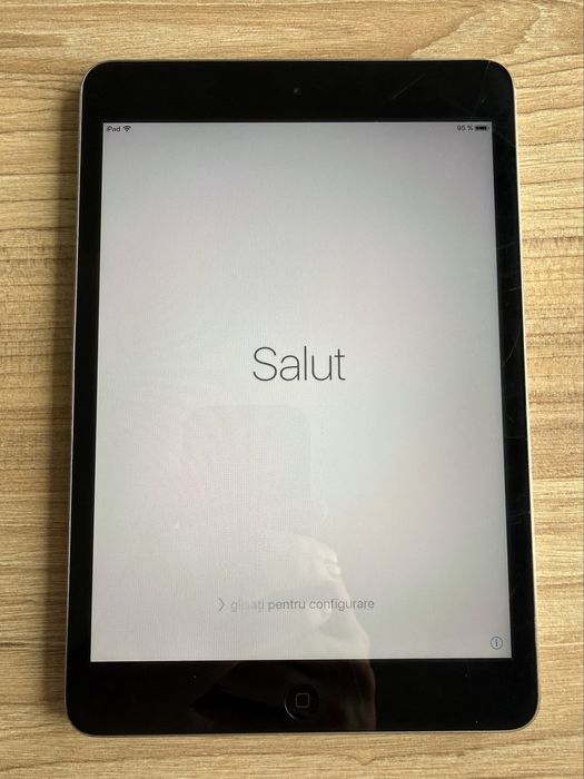 iPad Mini Generatia 1 16GB iCloud