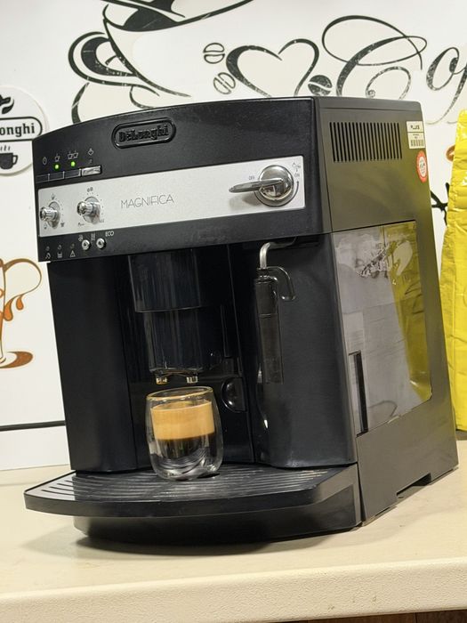 Кафемашина кафе автомат delonghi magnifica с гаранция