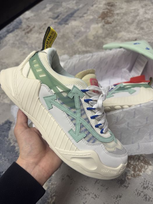 Off White ODSY 1000