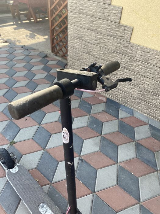 Trotineta Xiaomi pro