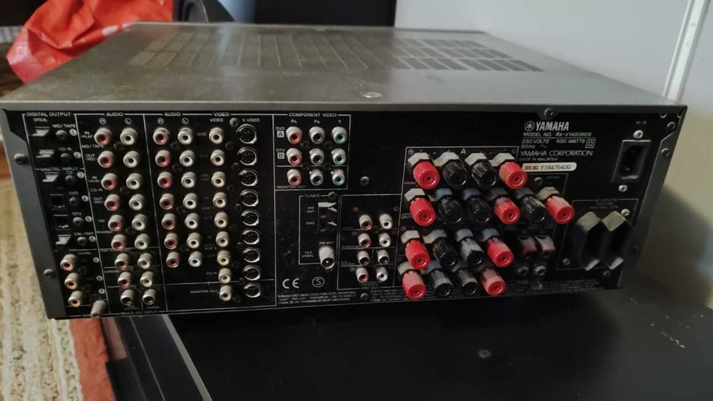 Statie / Reciver audio/video YAMAHA RX-V1400 RDS 7.1