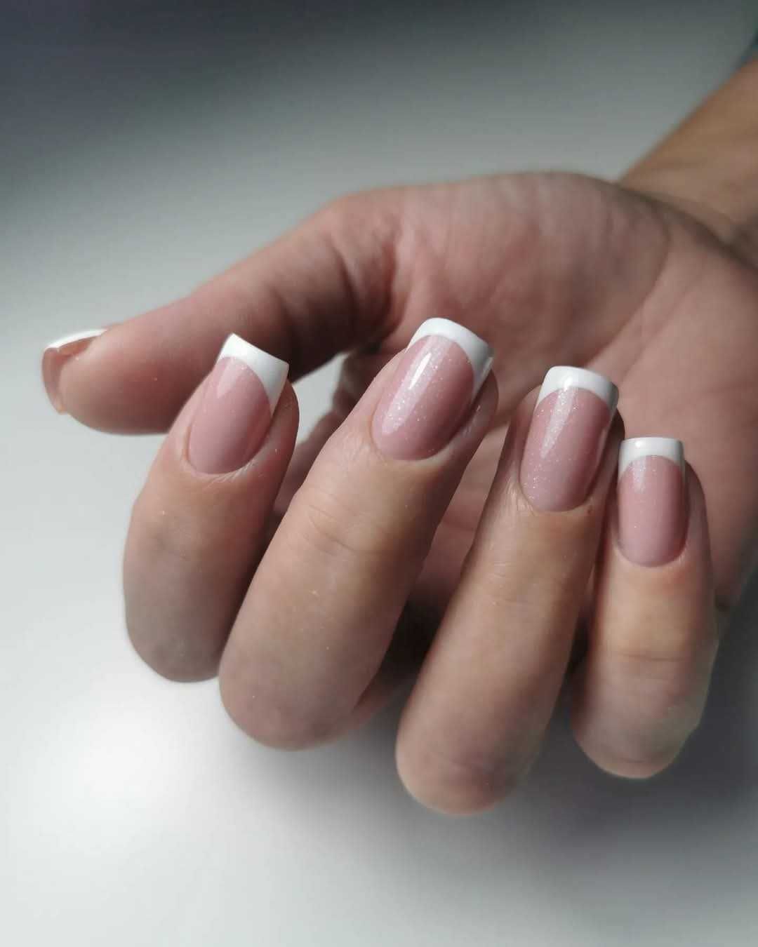 Unghii cu gel 90 lei / Manichiura pedichiura Sector 3-4 Rin
