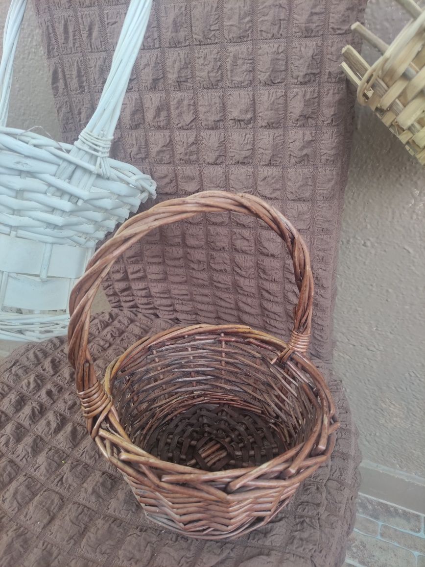 Плетени кошници за декорация