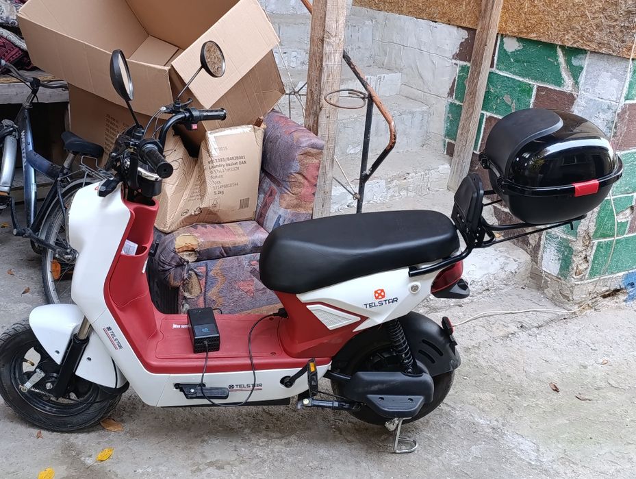 Елетрически скутер педалетка  бартер за айфон 16 про