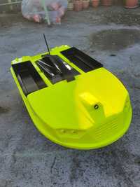 Лодка за захранка Navomodele Smart boat MAX