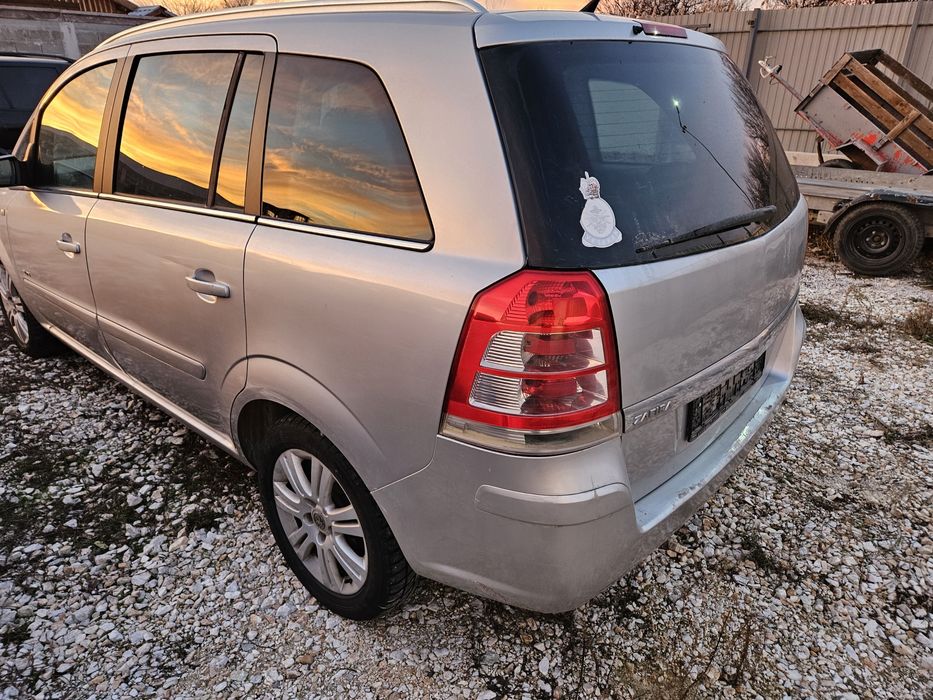 Opel zafira B xenon на части
