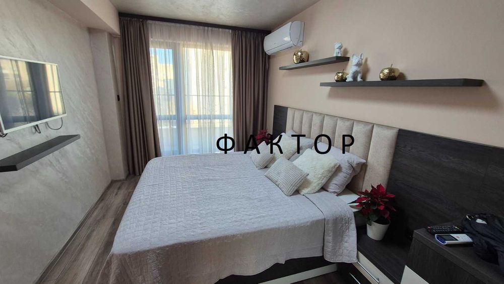 Продава се Двустаен апартамент в Пловдив, Център - 64 кв.м за 2407 €/кв.м - Снимка #4