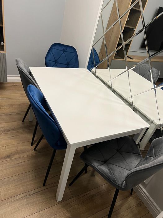 Masa din lemn si mdf pentru bucatarie-living