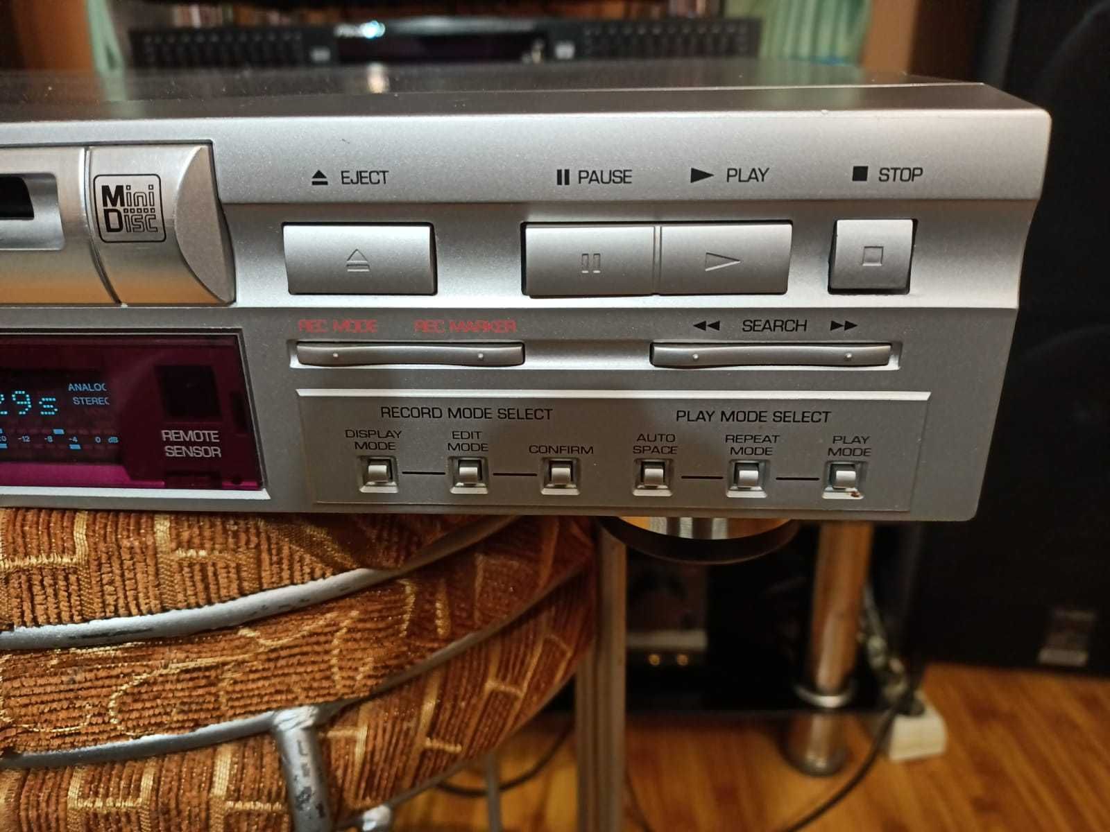Mini CD player recorder Universum 1096