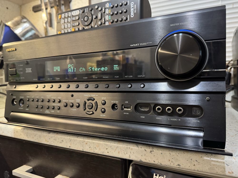 Onkyo TX-NR808 resiver