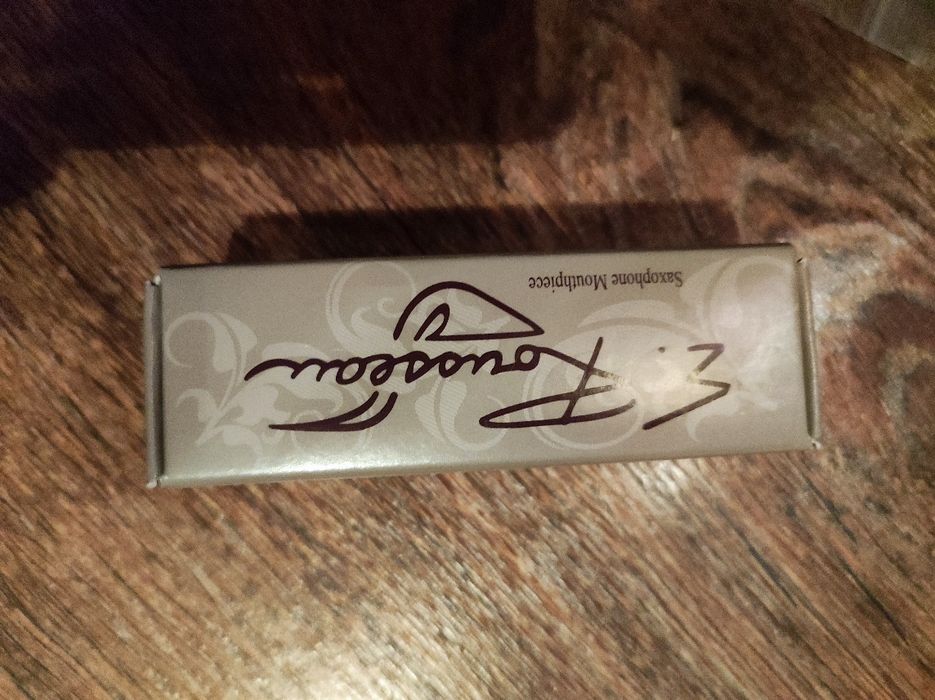 Мундштук  классический E Rousseau 4R для  альт саксофона