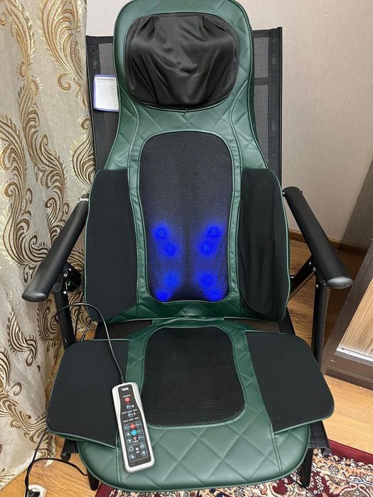 Массажорное кресло
