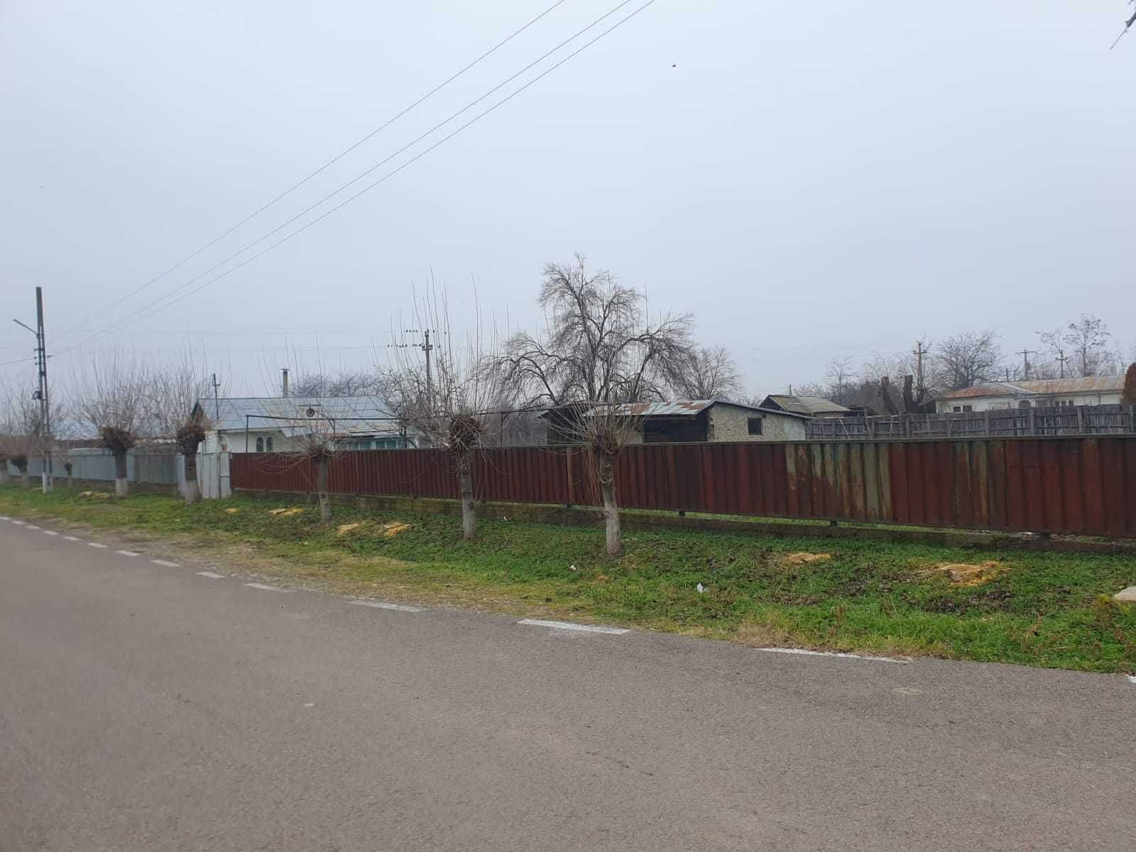 3 terenuri intabulate în Hanu Conachi, Jud. Galați