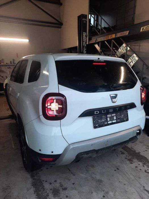 piese auto  DACIA DUSTER 2020  1.3 TCE 4X2/1.6 tce 4x2 caroserie far
