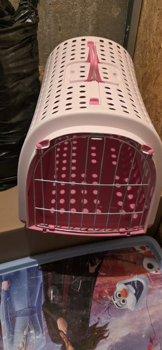 Cușcă transport catelus